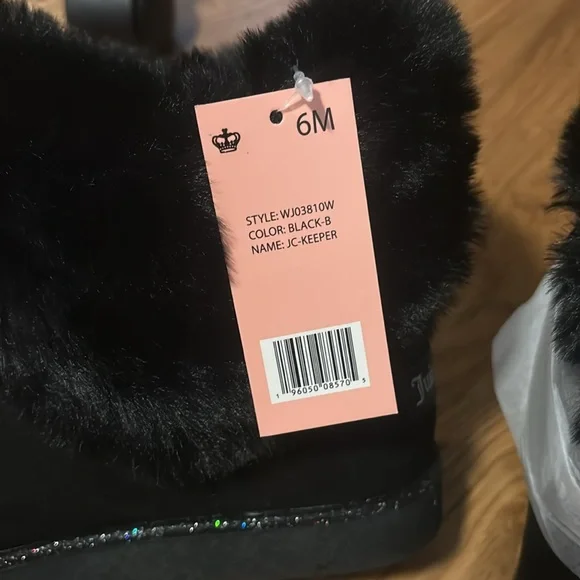 Black juicy couture furry boots - Picture 5 of 6